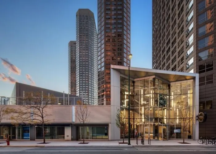 Apartahotel Corporate Suites Network - 555 W. Madison 3*